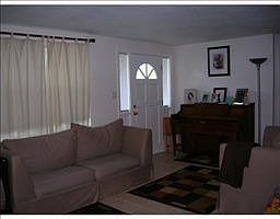 2nd image of 1426 Gerard Ln