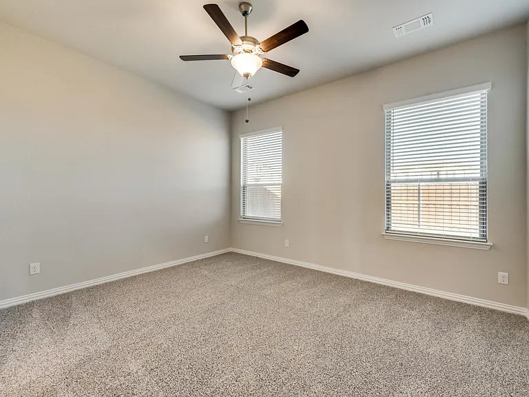 1127 Mesa St — Photo 11