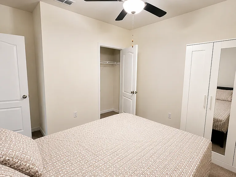 5860 Galloping Dr — Photo 17