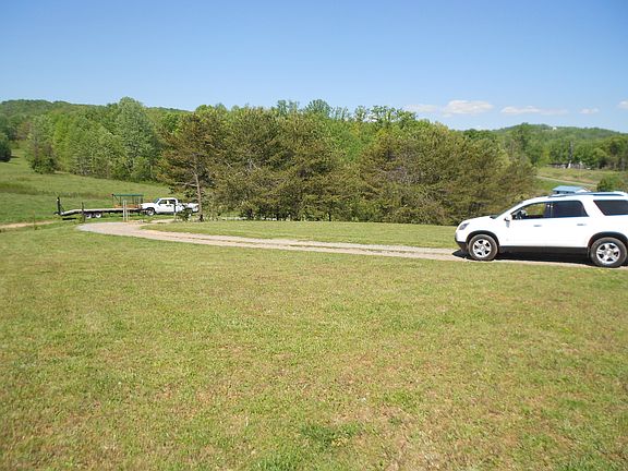 5th image of 208 Portie Way