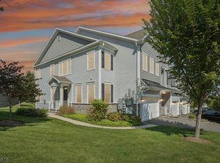 36 Hickory Ct, Cedar Grove, NJ 07009