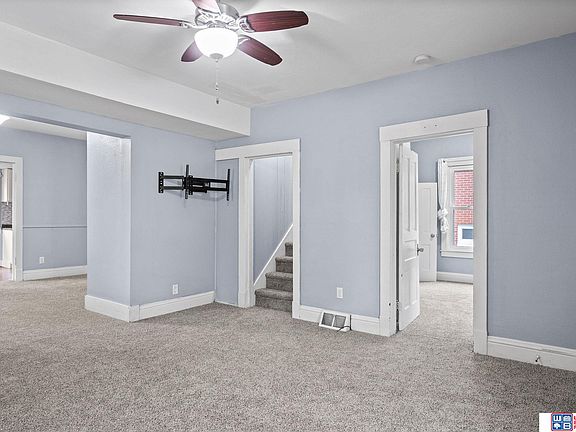 5th image of 6289 Francis St