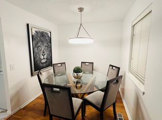 101 NE I St, Bentonville, AR 72712