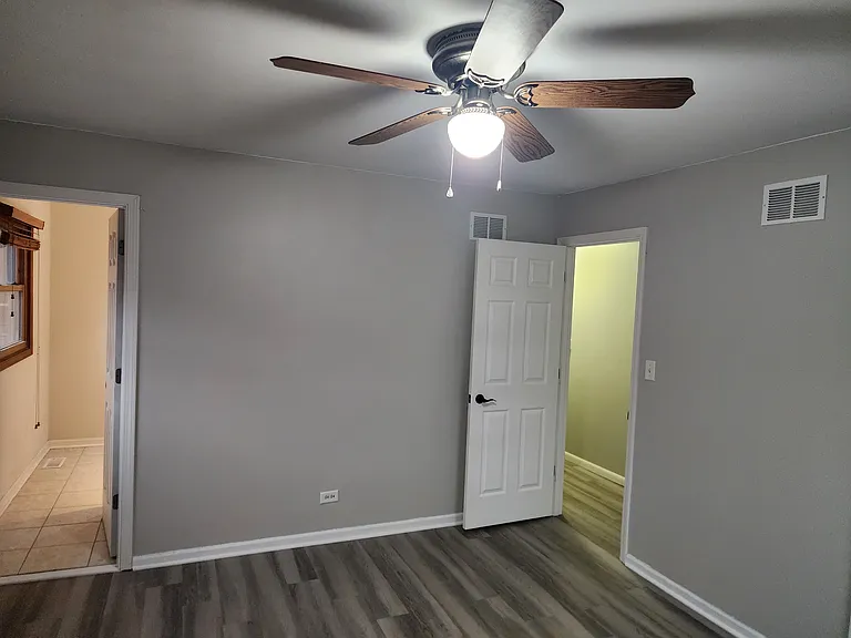 39W496 Hemlock Dr — Photo 22