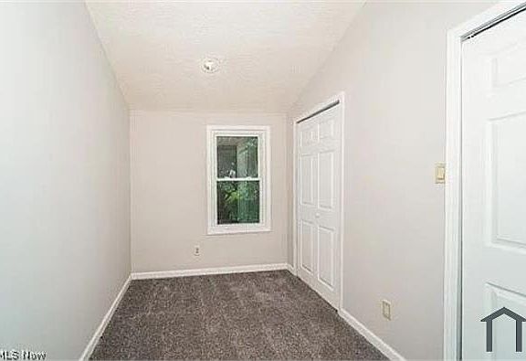 4th image of 233 Sobul Ave