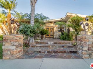 5566 El Canon Ave, Woodland Hills, CA 91367