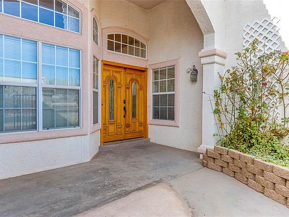 5th image of 12056 Pueblo Laguna Dr
