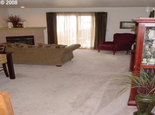 6813 N Seneca St, Portland, OR 97203