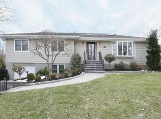 589 Jones Rd, Englewood, NJ 07631