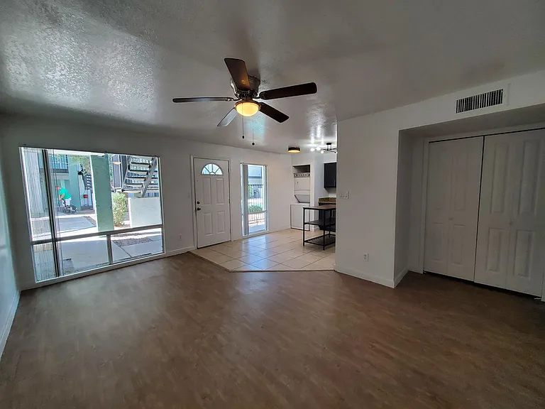 Mountain View Condos — Photo 69