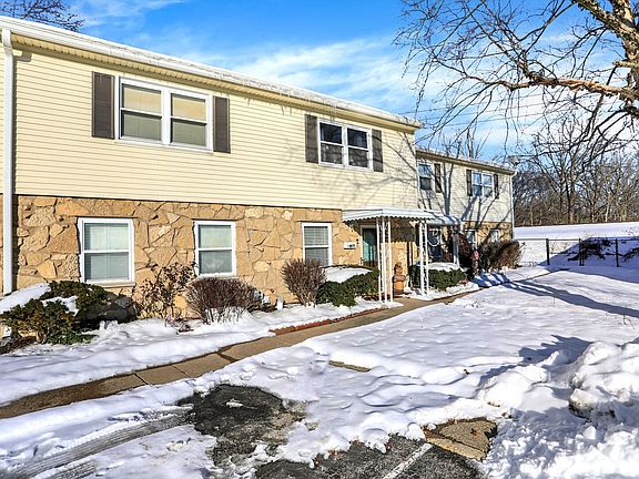 3rd image of 2936 Country Estates Dr