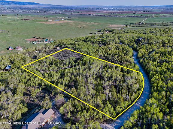 4th image of 2435 Sorensen Creek Dr