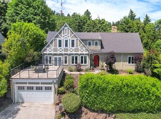 5225 SW Menefee Dr, Portland, OR 97239