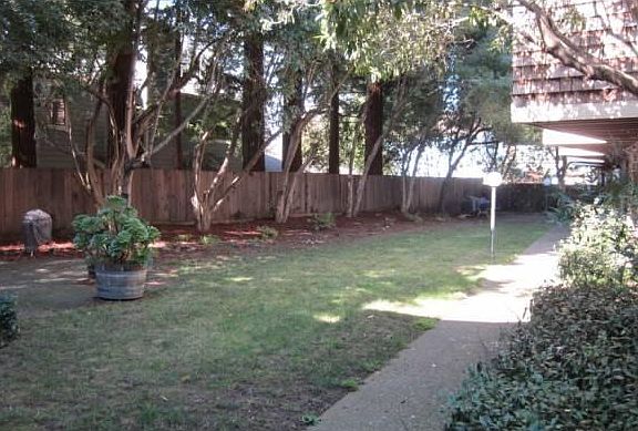 3rd image of 138 Blaine St APT C