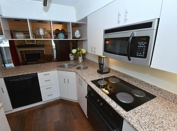 5th image of 777 Bering Dr APT 739B