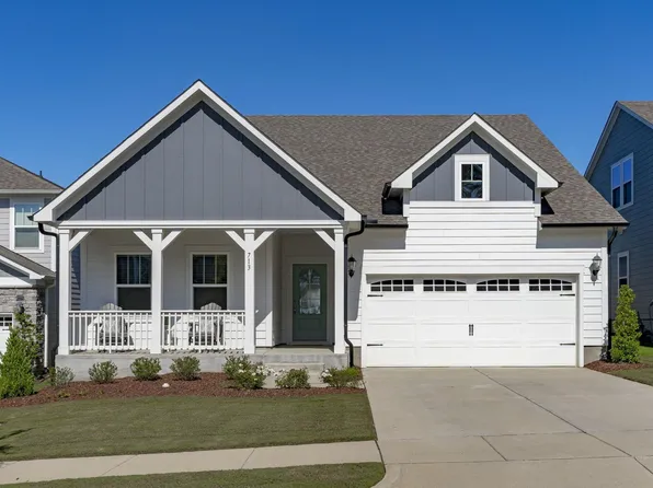 713 Sage Oak Ln, Holly Springs, NC 27540