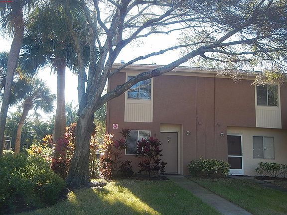 3rd image of 164 115th Ave NE