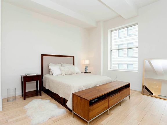 3rd image of 15 Broad St APT 1022