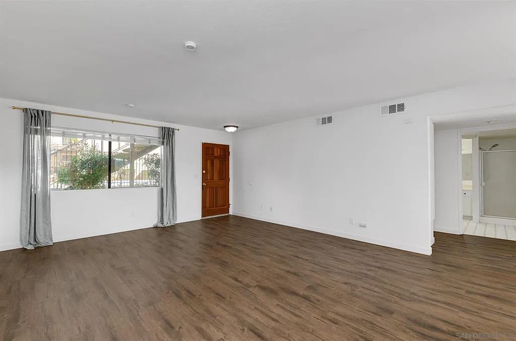 625 South Fig Street #10 - 1 — Photo 3