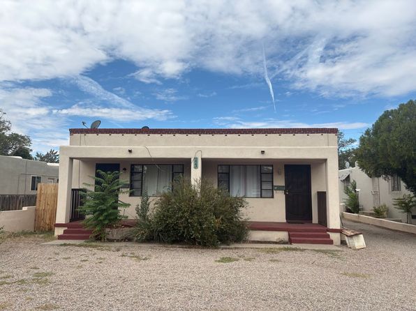 223 Solano Dr NE APT B