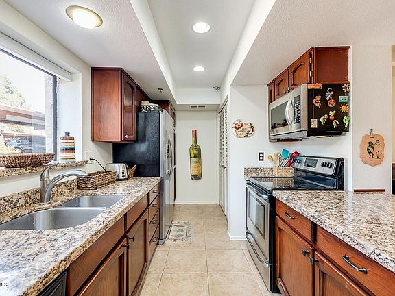 3rd image of 3031 N Civic Center Plz Unit 159