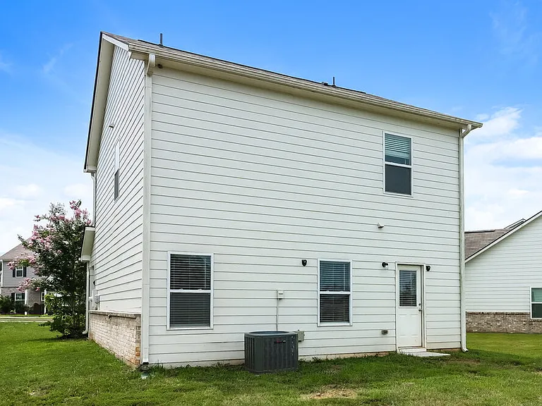 128 Innis Brook Cir — Photo 17