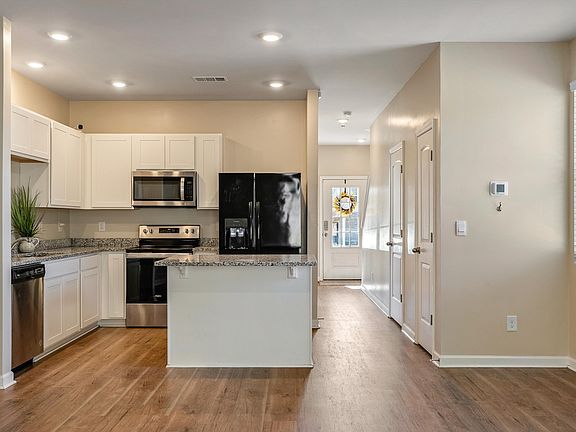 5th image of 119 Cecil Rd