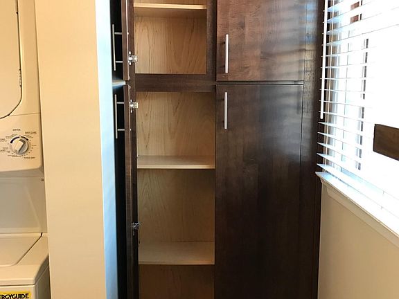 4th image of 1010 Doreen Pl APT 2