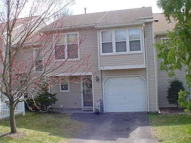 1st image of 9 Westchester Dr