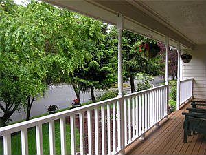 3rd image of 3123 30th Ave SE