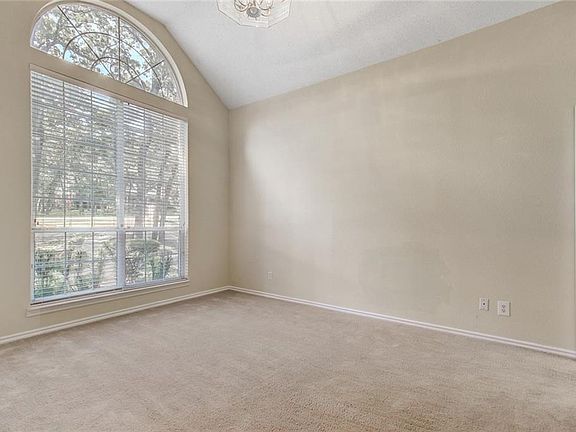 5th image of 4415 Alydar Dr
