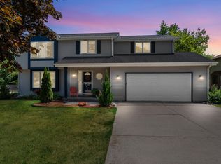 3940 Elaines Way, Slinger, WI 53086