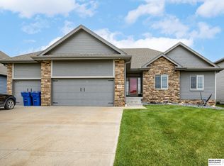3795 N 192nd Ave, Elkhorn, NE 68022