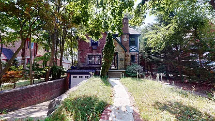 Rented by Metro Garden Realty NYC