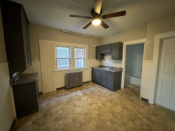 5th image of 616 27th St Floor 1