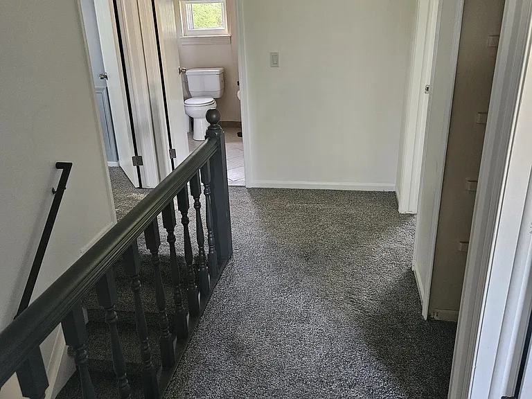 880 Dickson Ln — Photo 16