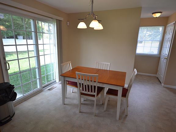 5th image of 798 Sheridan Ave