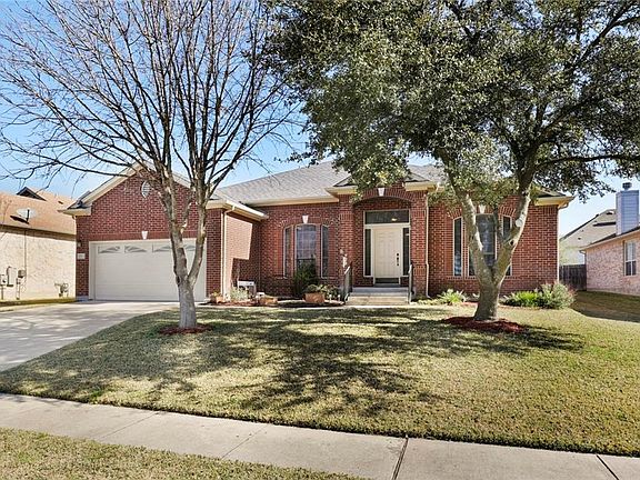 2nd image of 602 Ambrose Dr