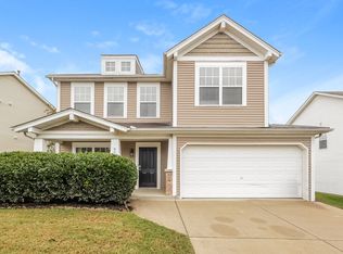 909 Grand Oak Dr, Smyrna, TN 37167