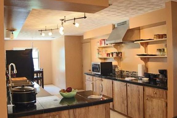 4th image of 3809 N Passion Flower Way