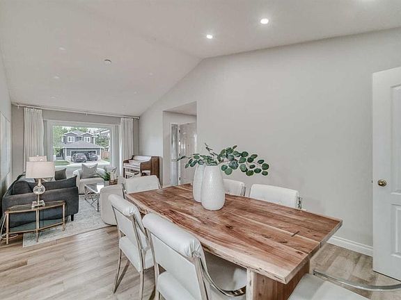 4th image of 8286 Edgebrook Dr NW