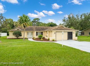 11201 Rainbow Woods Loop, Spring Hill, FL 34609