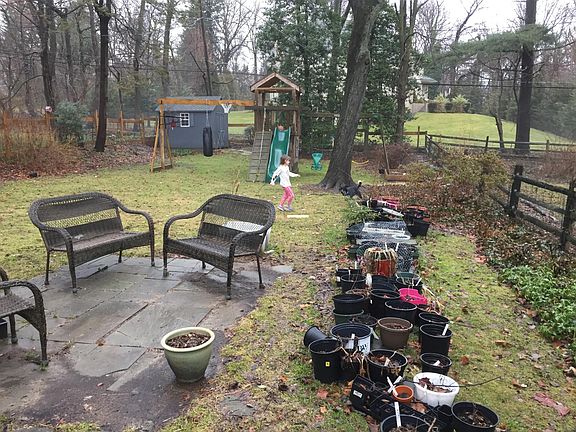2nd image of 643 S Highland Ave