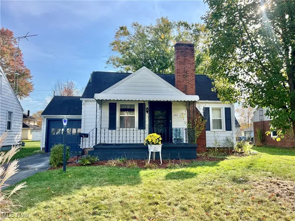 555 W Maryland Ave, Sebring, OH 44672