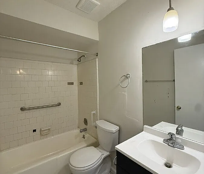 115 Woodhouse Ln #A — Photo 7