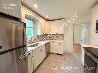 17 John St, New Windsor, NY 12553