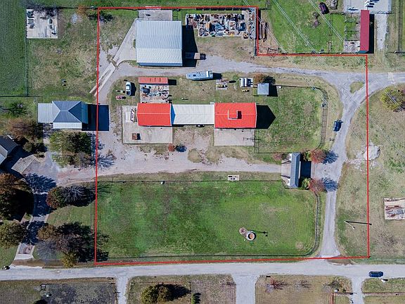 3rd image of 5651 Lawrence Ln