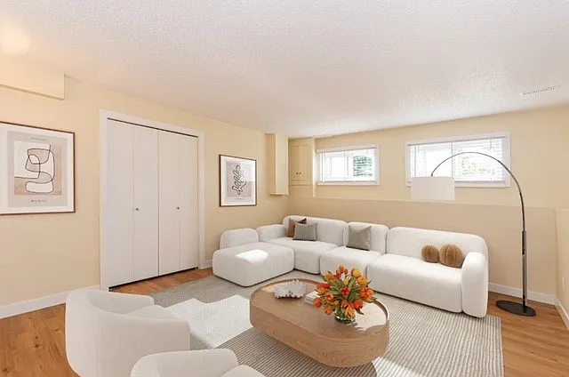 153 Woodvale Road West NW — Photo 39