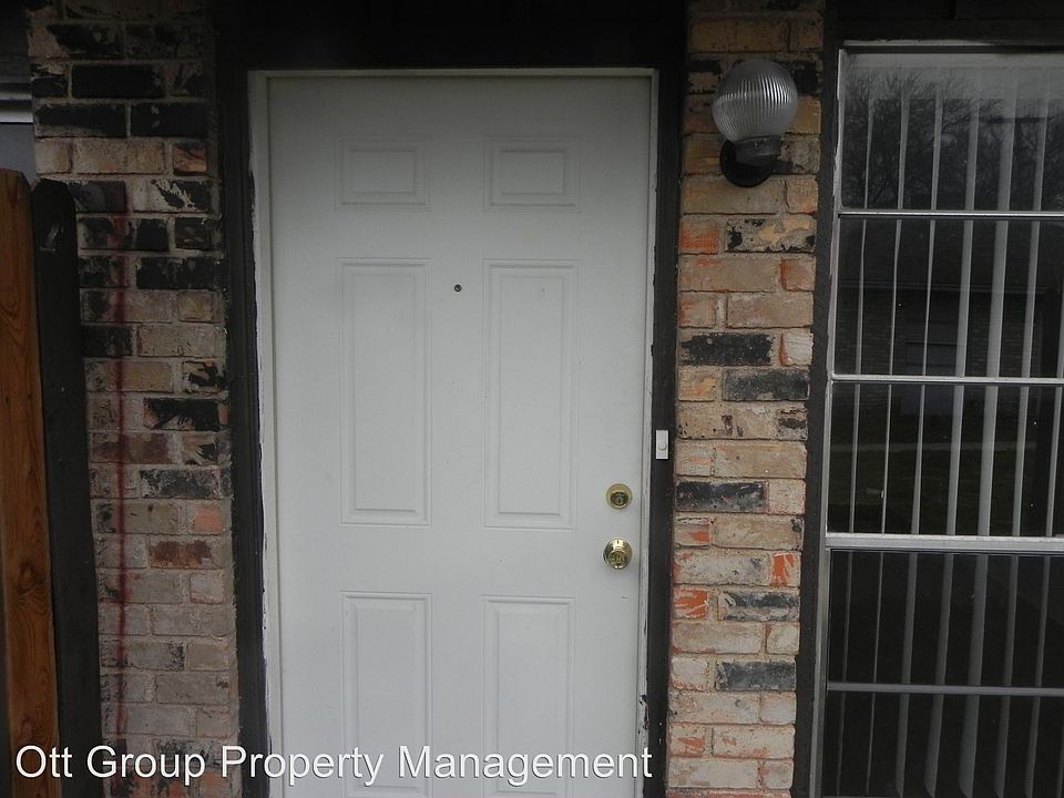 1st image of 2318 Andover Dr APT 5