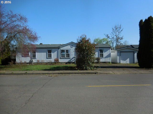1st image of 319 E 10th Pl